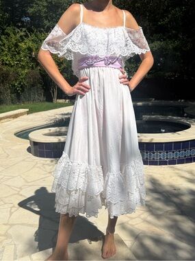 Vintage 70s Lace Prairie Dress White Boho Cottagecore Midi XS Off Shoulder
